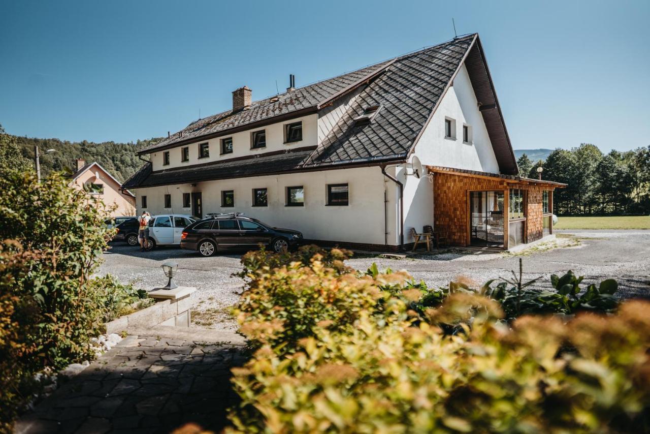 U Ztraceneho Potoka Apartman Vapenna Kültér fotó