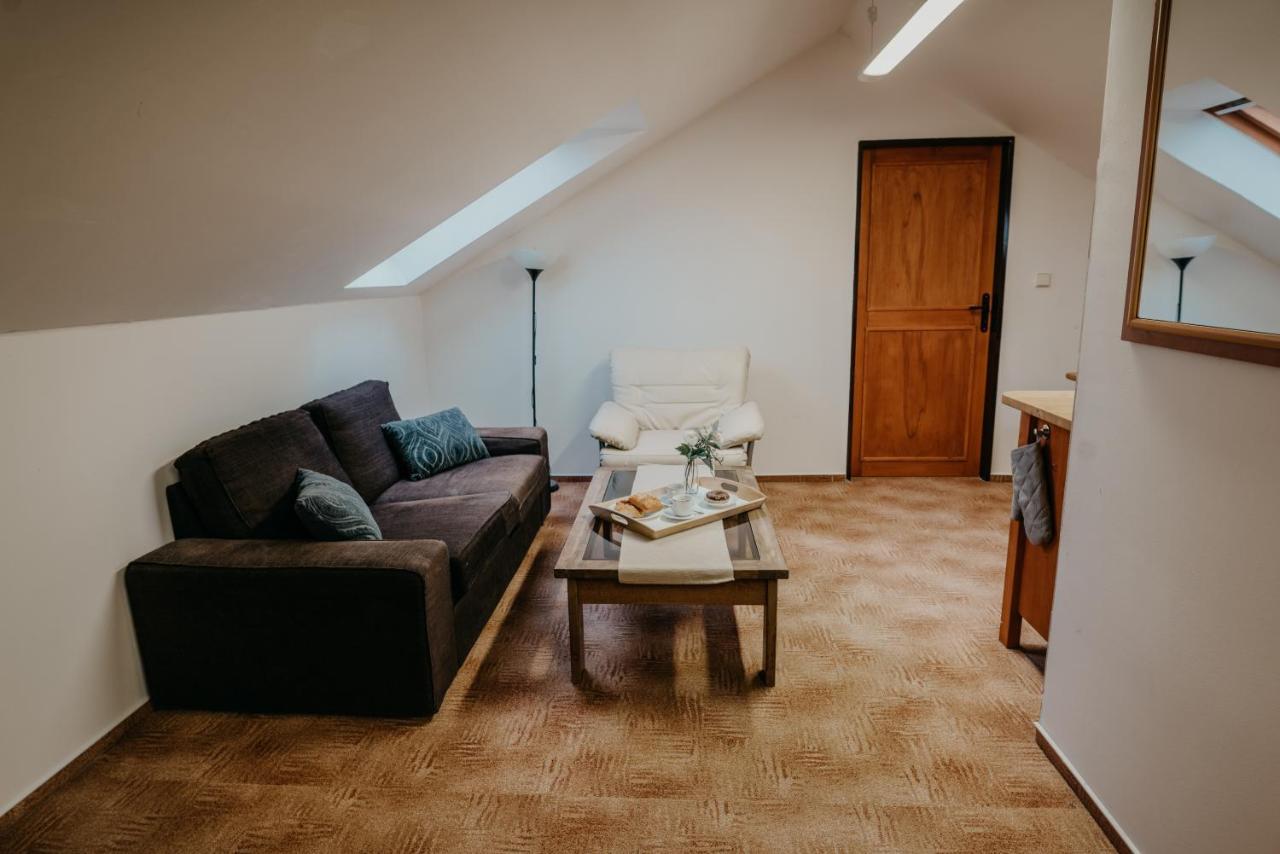 U Ztraceneho Potoka Apartman Vapenna Kültér fotó