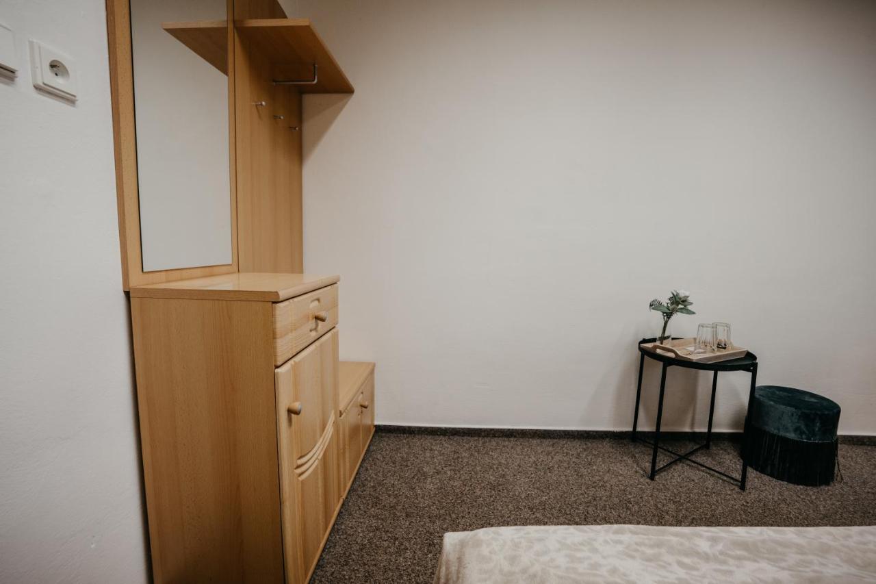 U Ztraceneho Potoka Apartman Vapenna Kültér fotó